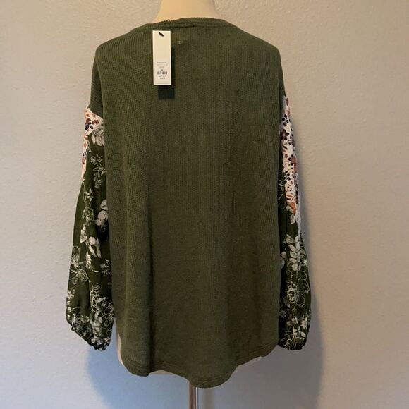 FRANCESCAS blue rain waffle balloon sleeve olive green top medium - Picture 6 of 9